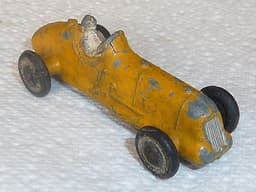 Pre war Dinky 35b racing car - yellow.