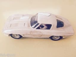 Revell Corvette Stingray - Scalextric / slot car