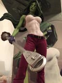 Sideshow Exclusive She Hulk Premium Format 1/4 Scale Statue