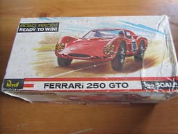 SLOT CAR REVELL FERRARI 250 GTO