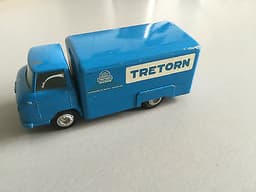 Tekno 457 Volvo Express Tretorn livery