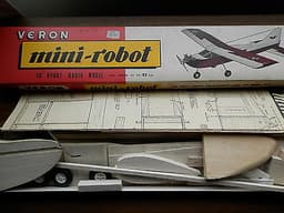 Veron mini-Robot 39 inch VERY RARE vintage balsa wood aeroplane kit