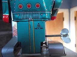 VINTAGE 1960s MECHANICAL MIGHTY ROBOT IN BOX