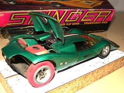 Vintage Classic Industries Stinger 1/24 Slot Car Thingie + box, body, rears