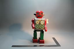 Vintage Clockwork Robot in Good Condition - Not Working (726a)