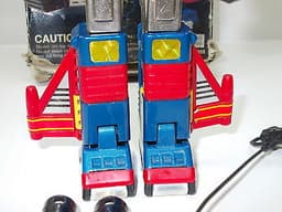 Vintage GODAIKIN Japan space toy die-cast robot figure Daidenjin Bandai 1984