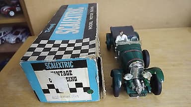 VINTAGE TRI-ANG SCALEXTRIC BOXED MM/C64 BENTLEY 4.5 (1929) 100% INTACT & RUNS