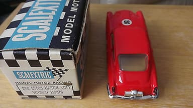VINTAGE TRI-ANG SCALEXTRIC BOXED MM/C68 ASTON MARTIN DB4GT RARE RED VGC 1963