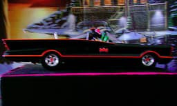 "BATMAN DAY AUCTION" George Barris 1/25 1966 Batmobile Analog Slot Car 12-18v.