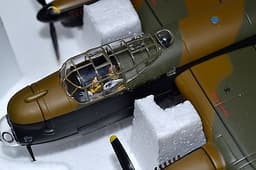 CORGI 1/72 AVRO LANCASTER B.I "GRAND SLAM" CARRIER - AA32609