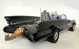 Corgi 267 Batmobile Original Diecast Boxed with Batman & Robin, Rockets, Badge