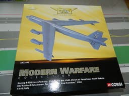 Corgi USAF B52 H Iraqi Freedom RAF Fairford 2003 Gulf war 1/144 Scale Diecast