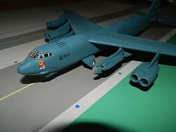 Corgi USAF B52 H Iraqi Freedom RAF Fairford 2003 Gulf war 1/144 Scale Diecast