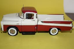 Danbury Mint 1957 Dodge Sweptside D100 1:24 scaaale diecast car both boxes