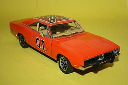 Danbury Mint 1969 Dodge Charger General Lee 1:24 scale diecast car both boxes