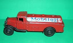 Dinky Toy pre/post war #25d Vintage "MOBILOIL" Tanker Truck N.B