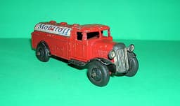 Dinky Toy pre/post war #25d Vintage "MOBILOIL" Tanker Truck N.B