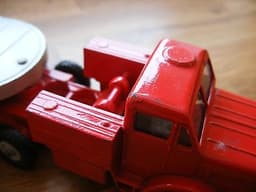 DINKY TOYS 986 MIGHTY ANTAR LOW LOADER WITH PROPELLER 1:43 DIECAST LORRY