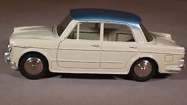 Dinky Toys Fiat 1200 Grand Vue #531 w/ Original Box - Excellent Condition