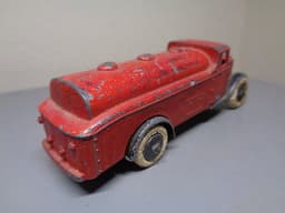 DINKY TOYS No 25D VINTAGE 1930\'S TANKER TRUCK VERY RARE PRE WAR ITEM