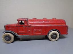 DINKY TOYS No 25D VINTAGE 1930\'S TANKER TRUCK VERY RARE PRE WAR ITEM