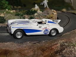 DON STEVES - CHEVROLET CORVETTE - NEWLY DECALED NINCO 1/32 SLOTCAR