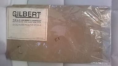 GILBERT JAMES BOND 1965 Carded Scuba Oufit on original CARD. Very Scarce.