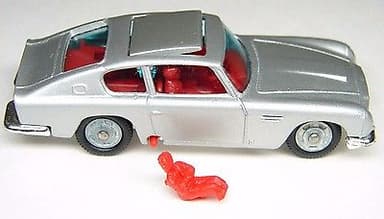 HUSKY JAMES BOND ASTON MARTIN DB5 - GREAT BRITAIN - 1960s MINT working ejector