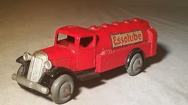 Prewar Dinky Toys Essolube Tanker Truck - Early Chassis - Metal Wheels -25D Rare