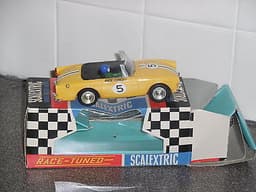 Rare Scalextric C83 Sunbeam Tiger yellow Sports Car 1960\'s