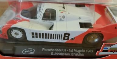 Slot.it SICA09D Porsche 956KH Marlboro 1/32 Slot Car Scalextric Carrera Ninco