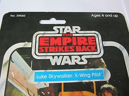 STAR WARS ESB VINTAGE CARDED KENNER LUKE SKYWALKER X WING PILOT. FIGURE MOC.