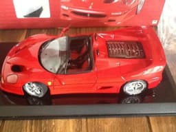 TAMIYA 1:12 FERRARI F50 DIE CAST MODEL COMPLETE WITH DISPLAY CASE PRISTINE