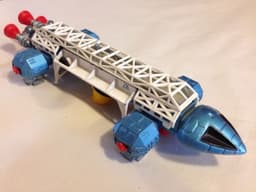 Vintage 1976 Dinky Toys Eagle Freighter 360 Space 1999 Die Cast Blue & White