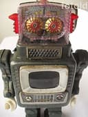 VINTAGE ALPS TELEVISION ASTRONAUT TIN TOY ROBOT battery operated MADE IN JAPAN