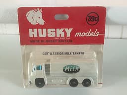 Vintage Husky Models No 17 Diecast Guy Warrior Milk Tanker (Sealed on card)