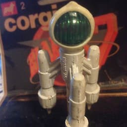 BLAKE\'S 7 LIBERATOR 1977, Corgi Junior Die Cast Model + 1979 Blake\'s 7 Annual