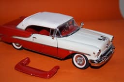 Danbury/Franklin Mint 1955 Oldsmobile Eighty Eight 1:24 scale diecast car boxed