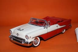Danbury/Franklin Mint 1955 Oldsmobile Eighty Eight 1:24 scale diecast car boxed