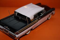 Danbury/Franklin Mint 1957 Mercury Turnpike Cruiser 1:24 scale diecast car boxed