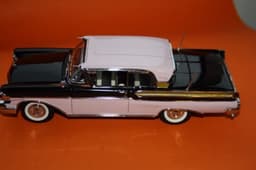 Danbury/Franklin Mint 1957 Mercury Turnpike Cruiser 1:24 scale diecast car boxed