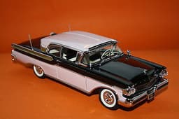 Danbury/Franklin Mint 1957 Mercury Turnpike Cruiser 1:24 scale diecast car boxed