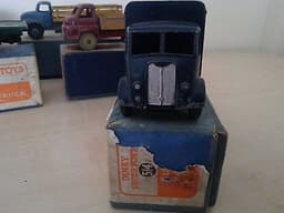 Dinky Supertoys Guy Van No 514 Meccano vintage die-cast scale 1.48 lyons swiss