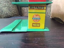 DINKY TOYS No 48 FILLING AND SERVICE STATION/PETROL STATION (SUPERB,PRE-WAR)