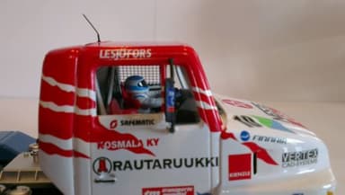 Fly slot giant T cab isusu truck