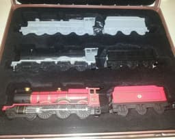 Harry Potter Corgi Diecast Hogwarts Express Train Collector\'s Set