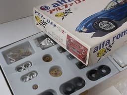 OLD HASEGAWA JAPAN "ALFA ROMEO GIULIA 1600 CANGURO 1965" SLOT CAR KIT 1/24