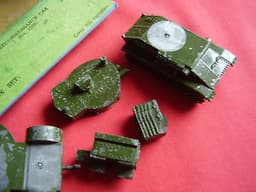 Pre War Dinky Boxed Tank Set Dinky