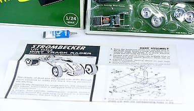 RARE 1966 Strombecker Dirt Track Racer 1/24 Slot Car Kit 8516 Yellow #1 MIB USA