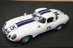 Revell 08358 Jaguar e-type #15 slot car